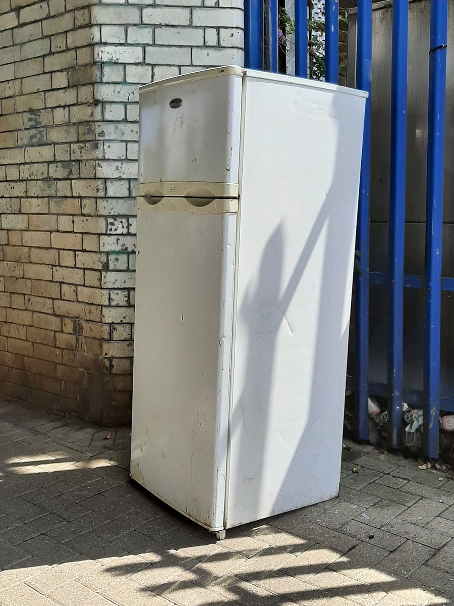 apcrft's tweet image. Current status: #ChillingOut Boundaries Road SW17 #EverythingMustGo