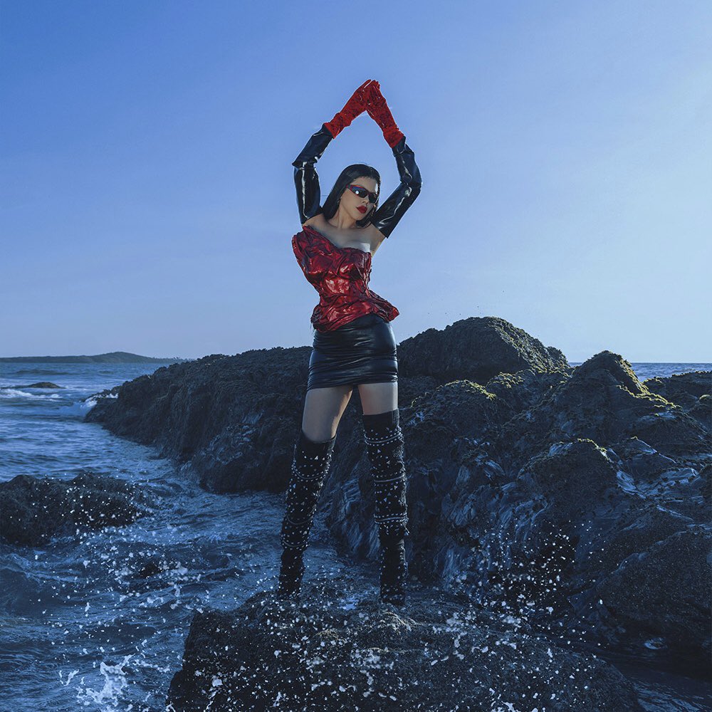 updateskos's tweet image. Canciones de Kenia OS con el mayor número de reproducciones diarias en Spotify Charts México.

#1. Malas Decisiones [1,023,098]
#2. TOMMY &amp;amp; PAMELA [1,016,774]
#3. Por Dentro [858,607]
#4. Kitty [728,340]
#5. Rumores [715,927]