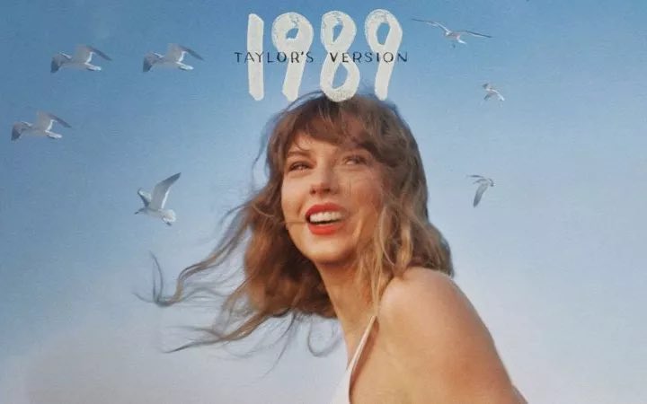 thickolekidman's tweet photo. In 2021, Taylor kicked off her journey of re-recording her old albums. Fearless, RED, Speak Now, 1989, reputation and debut are (to be) re-recorded. Fans fully support her plan to own her records and many radio stations promised to only play the new versions 🫶🏻 #taythrowbacks https://t.co/WMFHyhtxF8