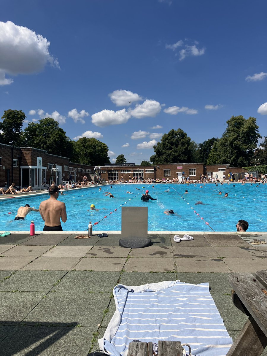 Great start to the day - 800 metres swim followed by some tasty grub from the farmers’ market! Lazy Sunday!