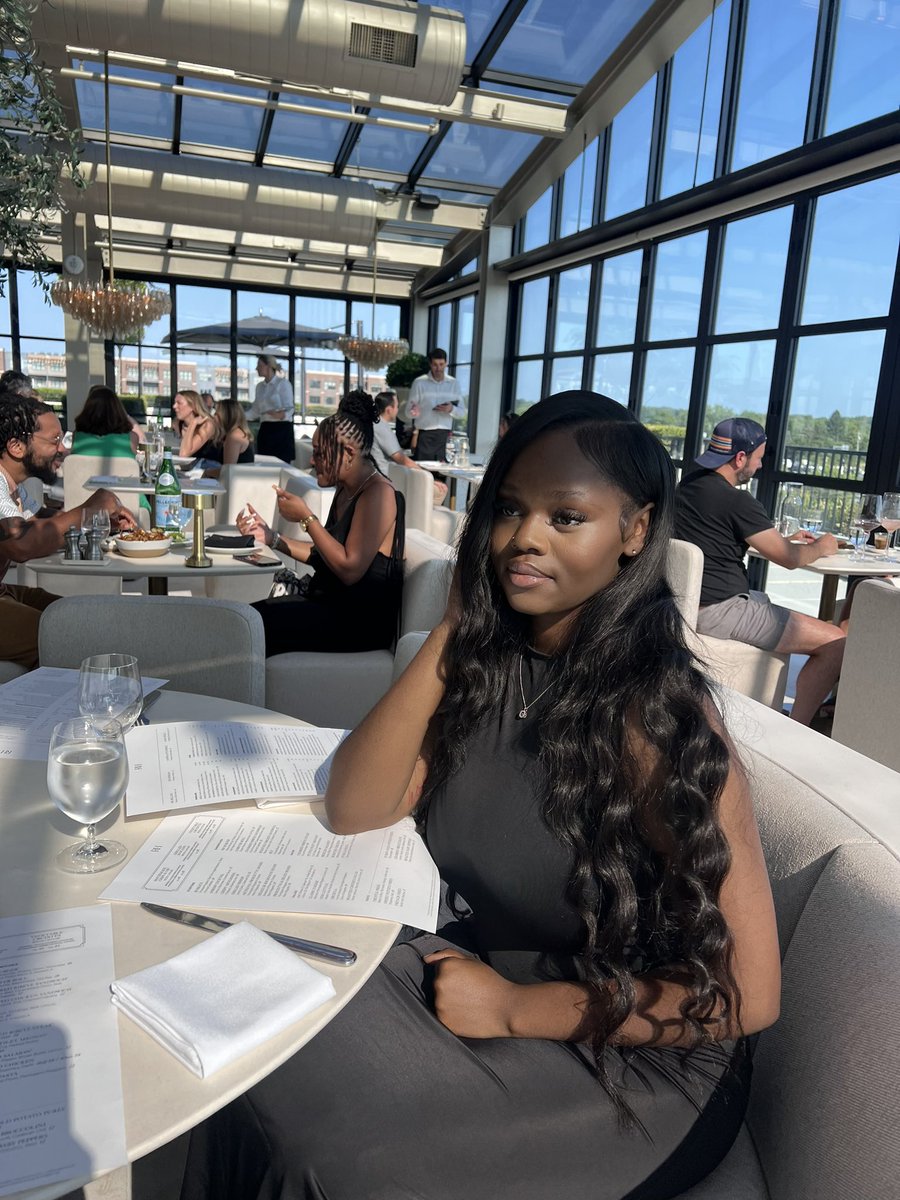 xtyonna_'s tweet photo. I’m just a pretty girl🥰 that’s it lol https://t.co/1QKz4978Ov