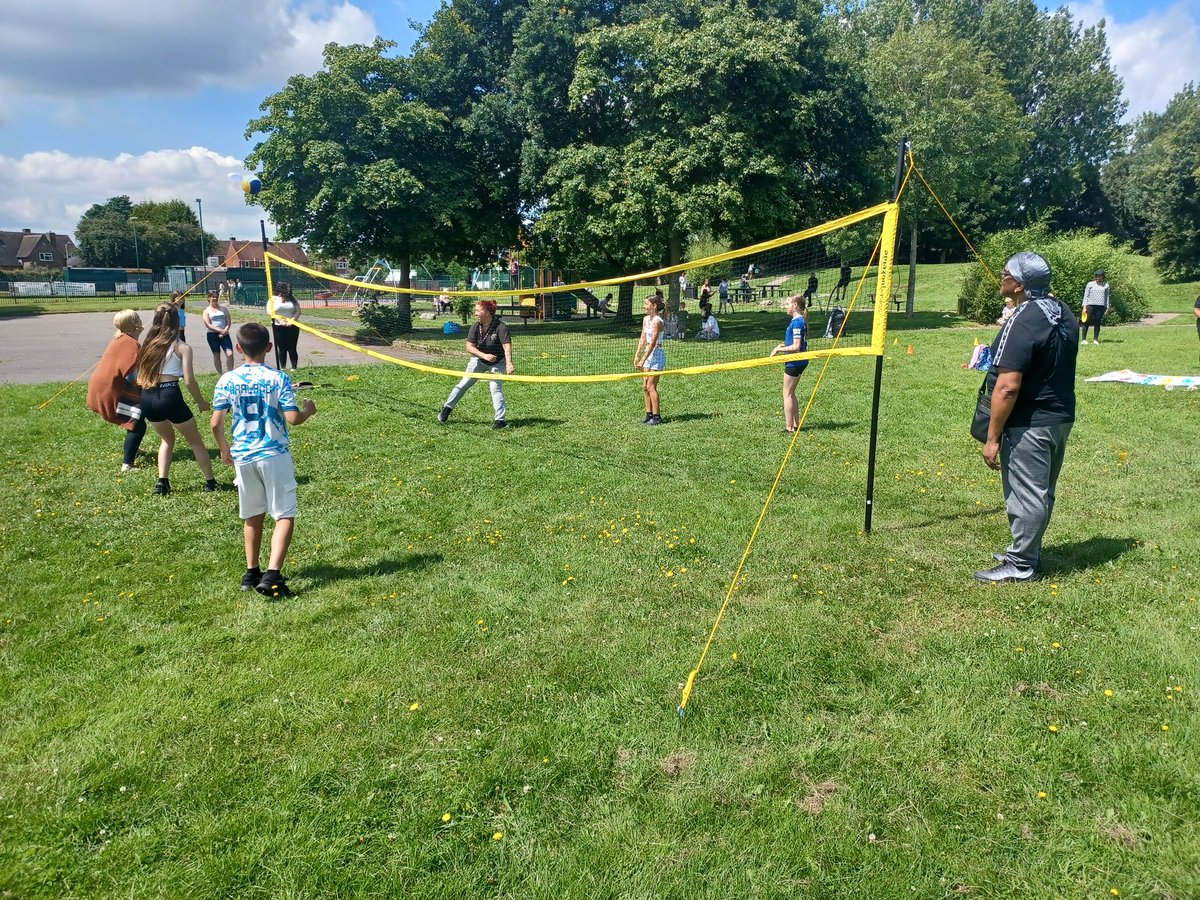 EYES2SUCCESS's tweet photo. Activity day in Ashmore Park,

The young people absolutely loved it and have asked if we can come back and do it all again 🥰✨ 
#youthwork #whatwedobest #wolverhamptonsaferpartnership https://t.co/hr377D1YTi