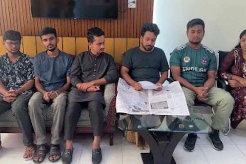 MushfiqulFazal's tweet photo. Last Friday afternoon, the Detective Branch (DB) of #BANGLADESH picked up key organizers of the quota reform protests from a hospital where they were undergoing treatment for brutal attacks. After 72 hours in custody, six coordinators announced the withdrawal of all programs in a video message recorded at the DB office and sent to the media on Sunday. Will the tyrant be able to silence the people’s voice? Of course not.