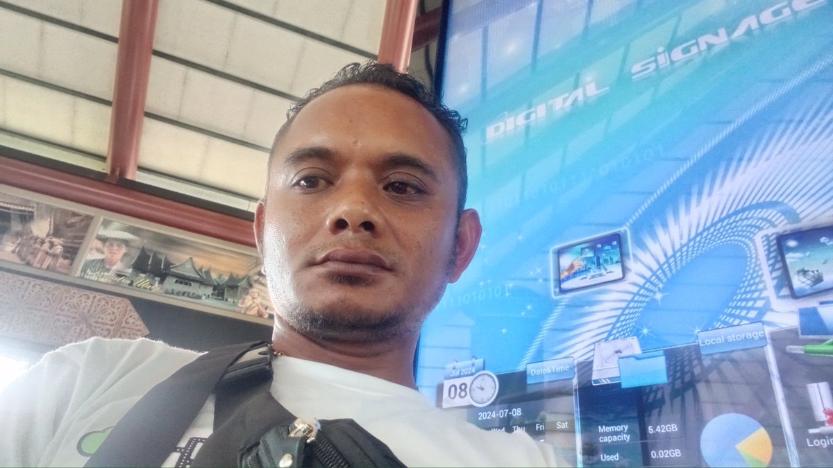AbaAdrianus's tweet photo. Dalam gaya di Bandara Soekarno Hatta https://t.co/kKlOTYhdm3