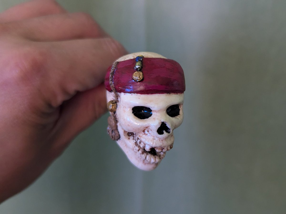 machine_slave's tweet image. Hello, all!  I have 3 #pinball shooter rods for sale!  $75 USD shipped in North America.  

Hand-crafted by yours truly, I've been doing this for 16 years, been licensed by Stern, JJP and the WWE and am considered one of the pioneers of the #pinballmod scene.

DM for details! ☺️