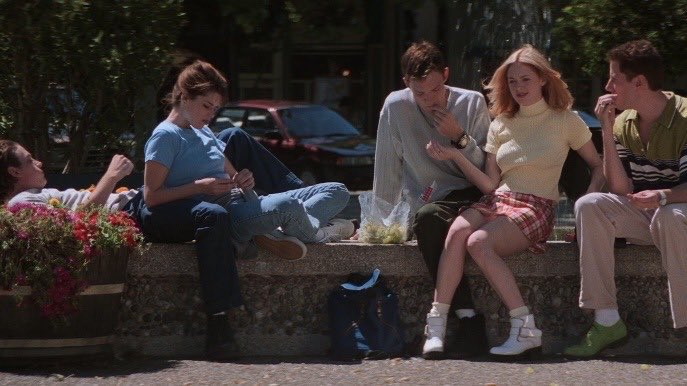 TheCinesthetic's tweet photo. scream (1996) dir. wes craven https://t.co/PoYBlkxt08