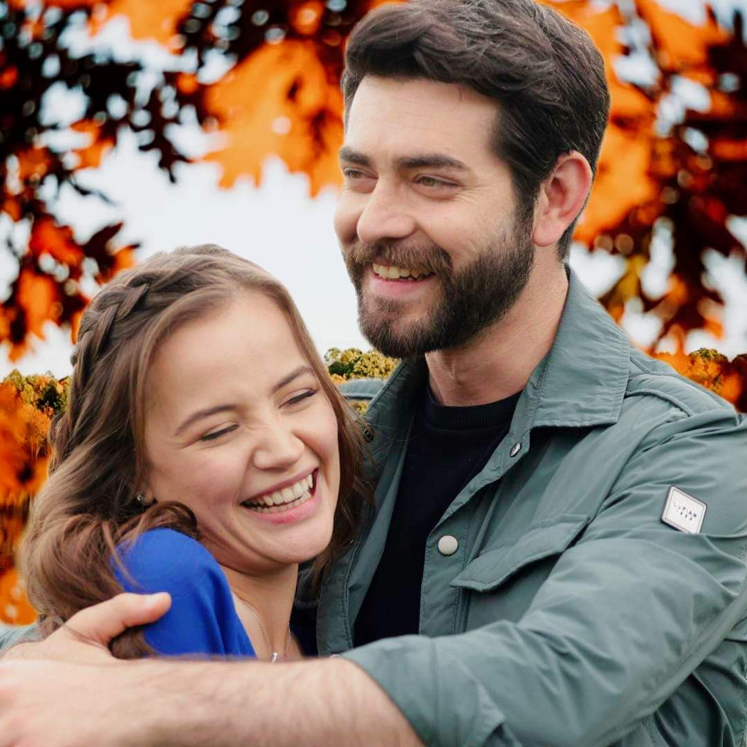 Türkiye'nin en iyi ikilisi 🇹🇷  #Yamur Yüksel  #Barış Bektaş  
Kan çiçekleri   El-Dilbar  🤍❤️🤍❤️