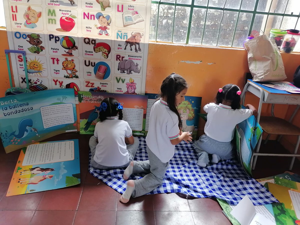 adrivalencia100's tweet photo. Incentivando el hábito lector utilizando el material ATAL. Hacia el proceso de ser un lector autónomo... IE LICEO DE OCCIDENTE La Celia Risaralda https://t.co/Tm4h7VSZvc