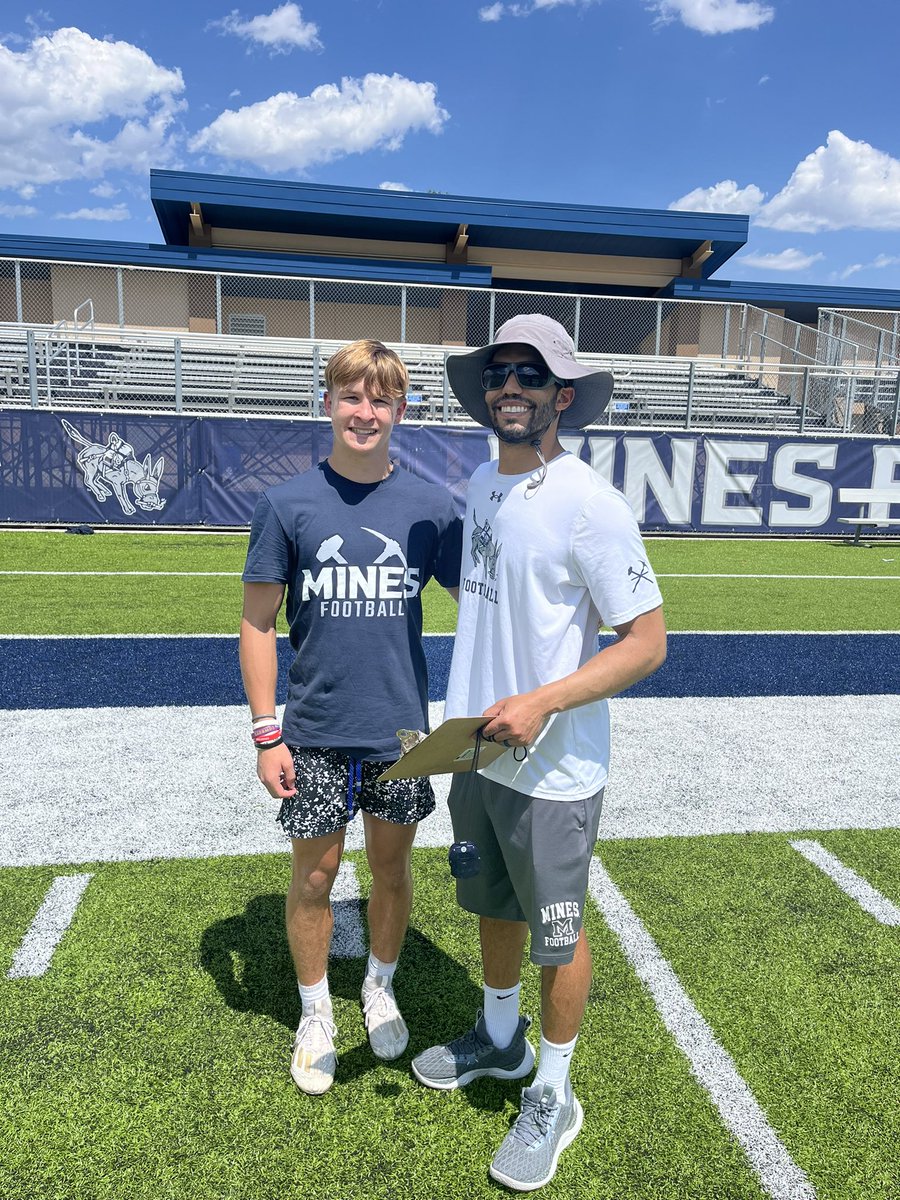 Landon Gregory (@landon_gregory1) on Twitter photo Thank you to <a href="/MinesFootball/">Mines Football</a> for inviting me out to there camp, got to work with some great coaches <a href="/coachTthomas6/">Tripp Thomas</a> <a href="/CoachAMakransky/">Anthony Makransky</a> <a href="/CoachDiedrick/">Ryan Diedrick</a> Thank you to <a href="/MinesFootball/">Mines Football</a> for inviting me out to there camp, got to work with some great coaches <a href="/coachTthomas6/">Tripp Thomas</a> <a href="/CoachAMakransky/">Anthony Makransky</a> <a href="/CoachDiedrick/">Ryan Diedrick</a>