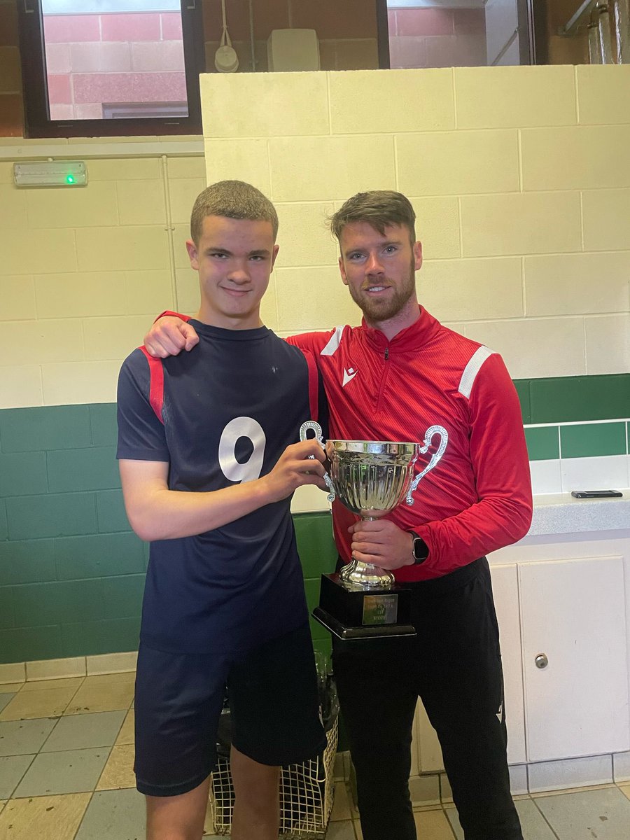 Lochend2's tweet photo. Aaron played his last game for Lochend today and now signs for Queen’s Park in his next step of his journey 

Aaron’s been absolutely outstanding for me since joining and we wish him all the best 

Amazing memories made and hopefully more to come 👏⚽️ https://t.co/cazekqPAyR
