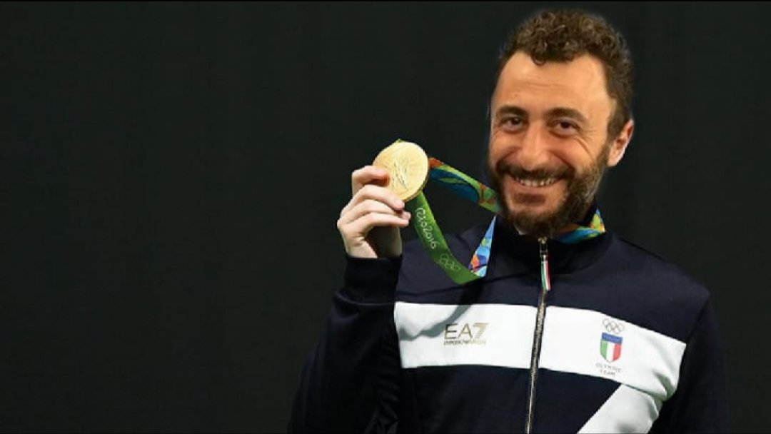 fasulo_antonio's tweet photo. 🥇 Medaglia d'oro per Emanuele Pozzolo nella finale olimpica della pistola 10 metri.

#Paris2024 #OlympicGames #Olympics2024 #Parigi2024 https://t.co/ii1XiwaOTs