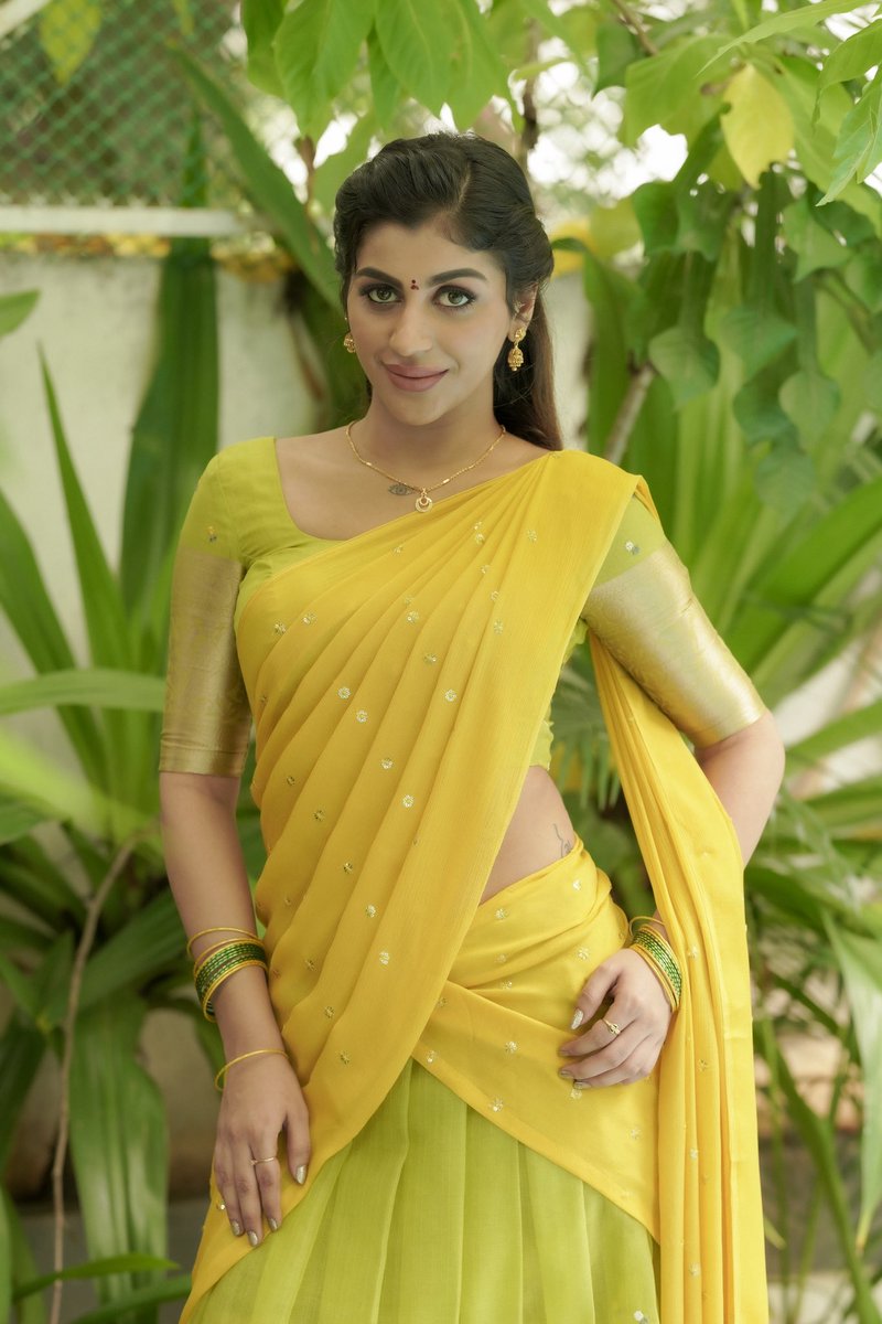 iamyashikaanand's tweet photo. Yepdiii irukuuu๐๐โจ? #hellofam https://t.co/C4iLNipauj