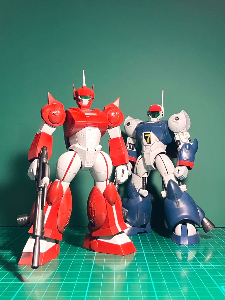 1/100 ネオファムの進捗です。概ね基本塗装が完了しました
