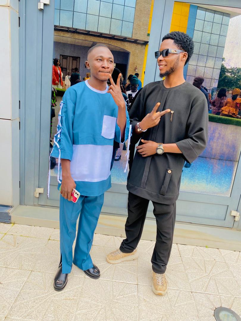 Sunday 🕊️✝️
#OG