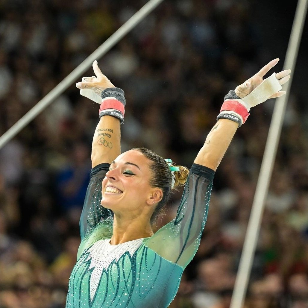 After 3 Olympics, Filipa Martins 🇵🇹 is making her 1st AA final at 28 years old in the best shape of her life 🥺😭

She is an example to the sport, longevity &amp; the future of Portuguese gymnastics