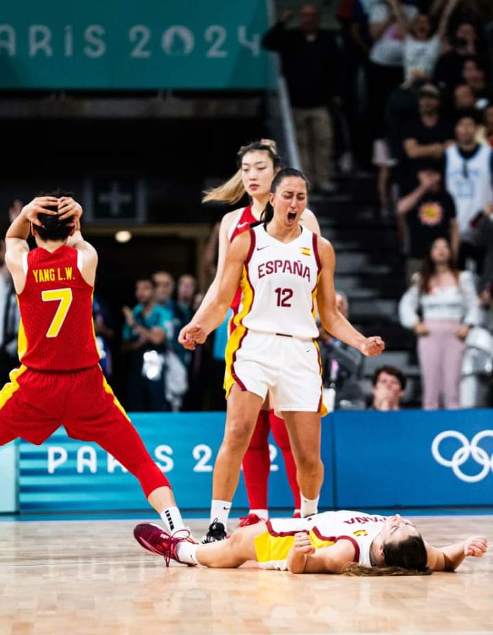 Quién dijo que el baloncesto femenino no era emocionante???💪💪💪

#jjooparis2024🇫🇷 #baloncestofemenino #vamosespaña #jairis #hozonoglobaljairis #unafamiliahistórica