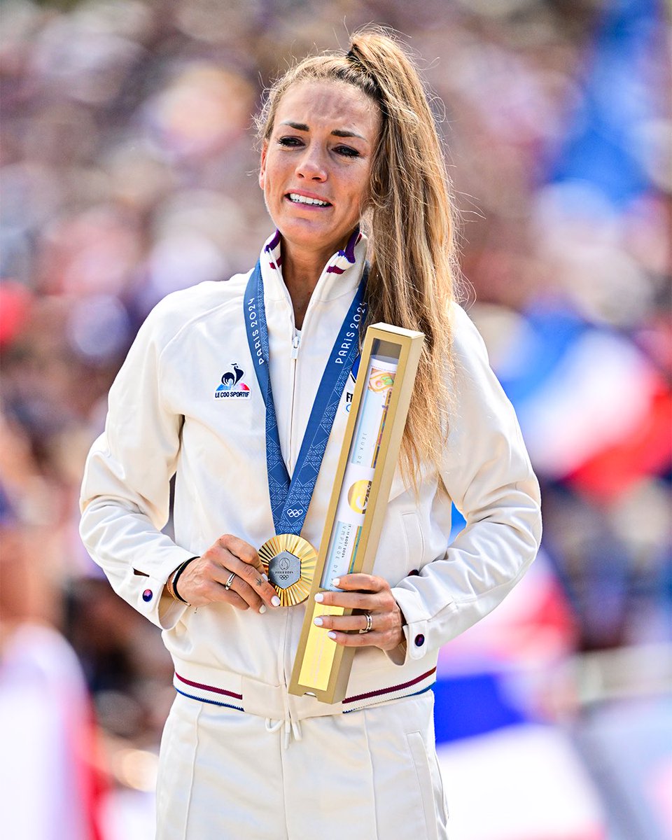 C’est trop d’émotions pour nous 🥹

📸 CNOSF/KMSP 

#AllezLesBleus #Paris2024