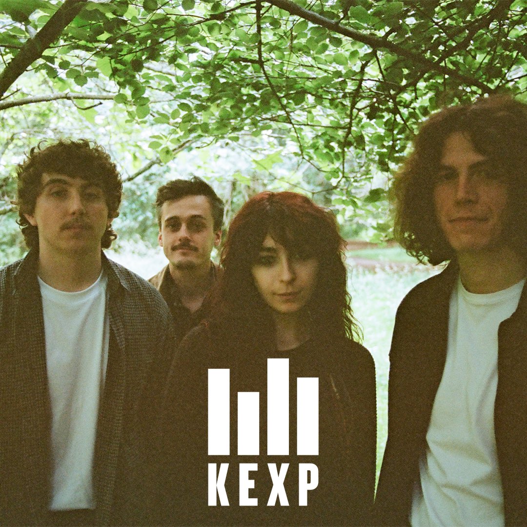 thank you veeeery much to <a href="/idlesband/">I D L E S</a>’s @jonbeavis for bringing fuzzy features stateside on <a href="/kexp/">kexp</a> this weekend! pretty cooool :))

listen here - kexp.org/podcasts/the-r…
