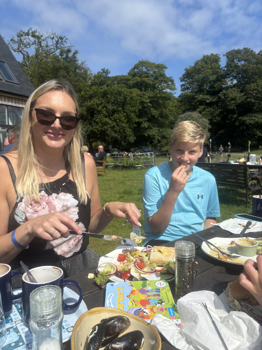 Sandy Kelso tweet media