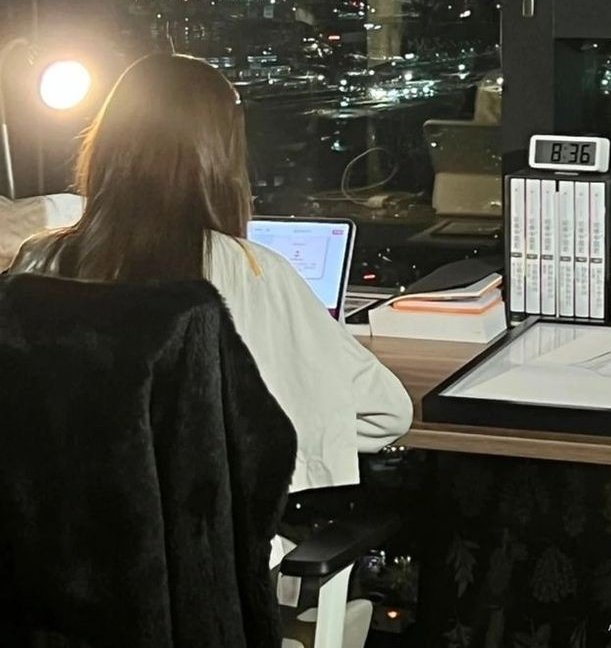 win 🎀 tweet media