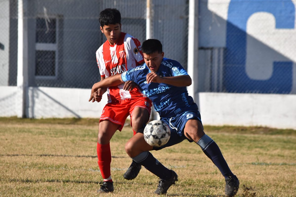#LigaRafaelina La División Reserva derrotó 1 a 0 a Florida de Clucellas por la sexta fecha del Torneo Clausura y sigue siendo el líder de la competencia. Franco Simoni fue el autor del gol del equipo de Pablo Pavetti.