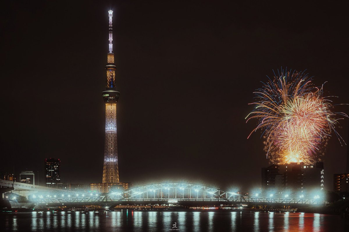 RuleOfTANs's tweet photo. 「若者の全て」
墨田花火大会2024
.
.
.
.
.
.
.
#RuleOfTANs #RuleOfTAN #Nightscape #Photography #東京カメラ部 #japantrip #travel #SonyWorldClub #Japan #Summer #longexposure_world #japan_night_view #raw_japan
#隅田花火 #墨田区 #Sumida #SumidaRiver #SumidaFireworks #Tokyo #Nightscape https://t.co/Ig3VKO82Ll