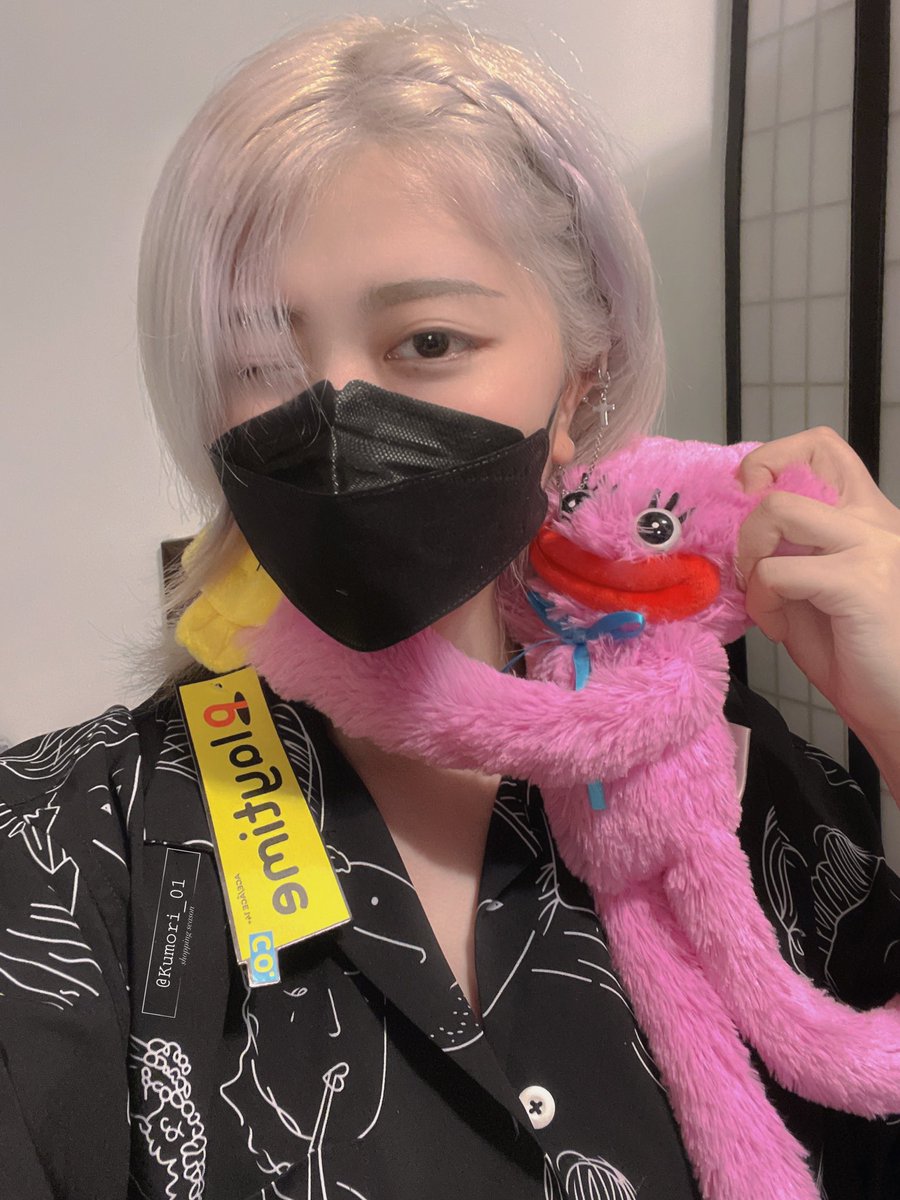 我的正版寶包飄洋過海終於到了！！！
最喜歡Kissy Missy了☁️✨✨✨ https://t.co/7Mr6r7Gosz