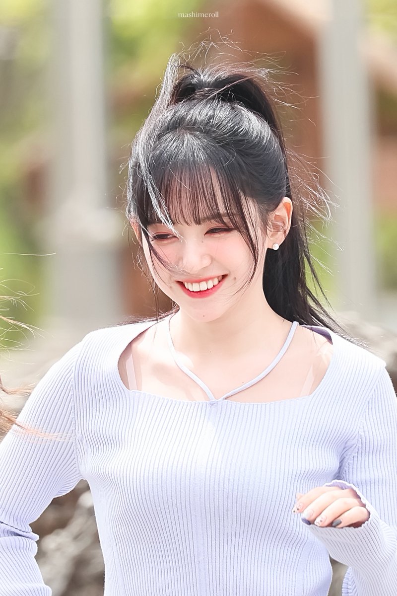 mashimeroll's tweet photo. 230428 미니팬미팅 HD

🍃

#마시로 #MASHIRO #マシロ https://t.co/rZiGsMXu04
