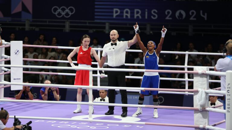 OlimpicoCol's tweet photo. 🥊 Ingrit Valencia avanza a los octavos de final en #Paris2024 🇫🇷

📰 Más información: https://t.co/cmNCI30Yhz https://t.co/ZyQL9xhSmB