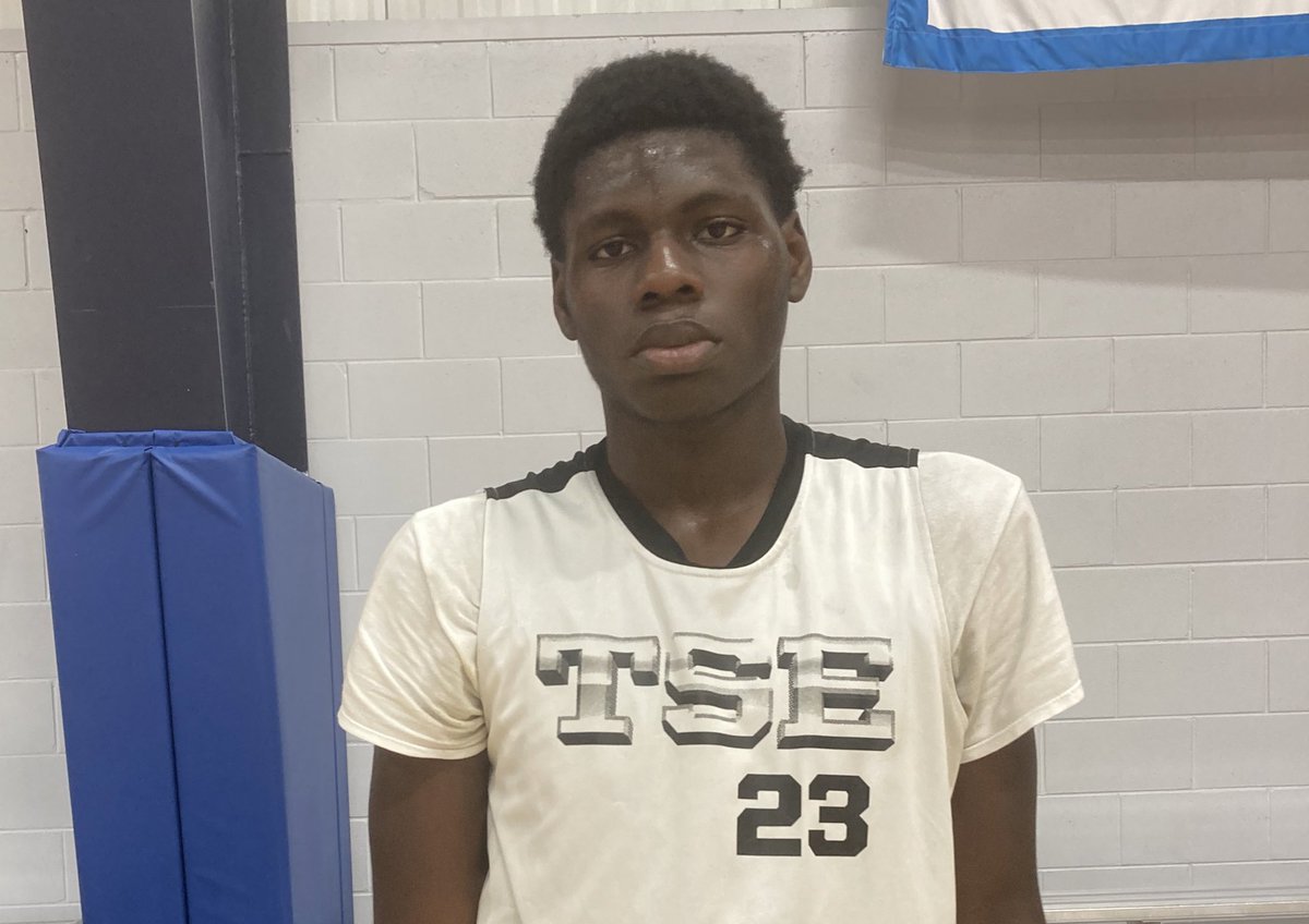 #OTRFinalRun

TSE 17U have several prospects to keep tabs on out of this event.

‘25 Simon Childress: skilled, quick trigger shooter

‘25 Jantzen Griffin: lefty CG, crafty passer, confident shooter

‘25 C David Osho: broad shouldered C, rebounder, footwork