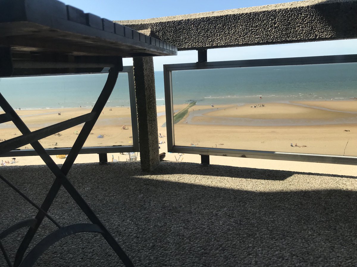 gart_scheppers's tweet image. Bezoek 🐦 tijdens het schermen. #Loyola #Elsayed ⚔️