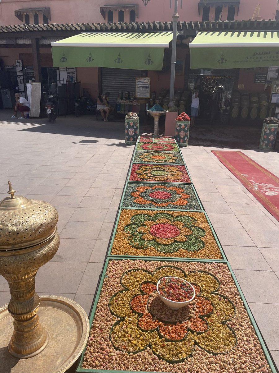 Soaking up some Moroccan culture in Marrakesh with my girls. Just what I need…