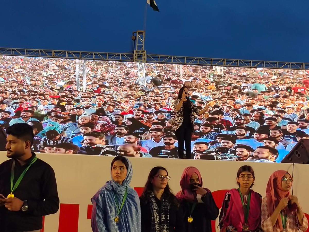 anzar_siddiq's tweet photo. اس ارض پاکستان کی باگ ڈور اب نوجوانوں کے ہاتھ میں ہونی چاہے خاص کر نوجوانان کراچی کے ہاتھ میں !!!

#MQMYouthConvention 
@MQMPKOfficial https://t.co/ldlg3zo1En
