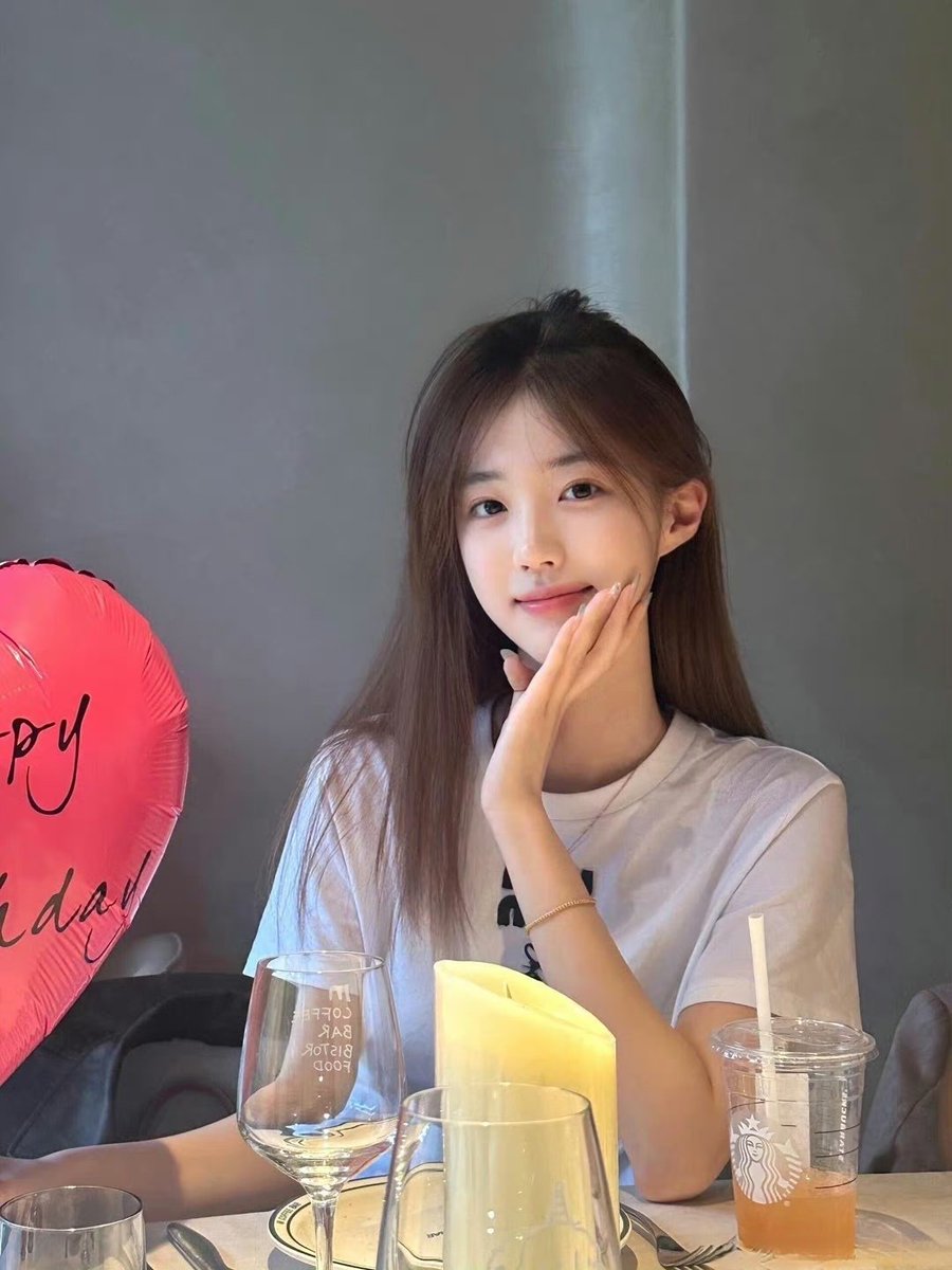 #GrandeFratello #ai #ETFbitcoin #Muriel #art #GranHermano #oriele #Abhiya #midjourneyV6