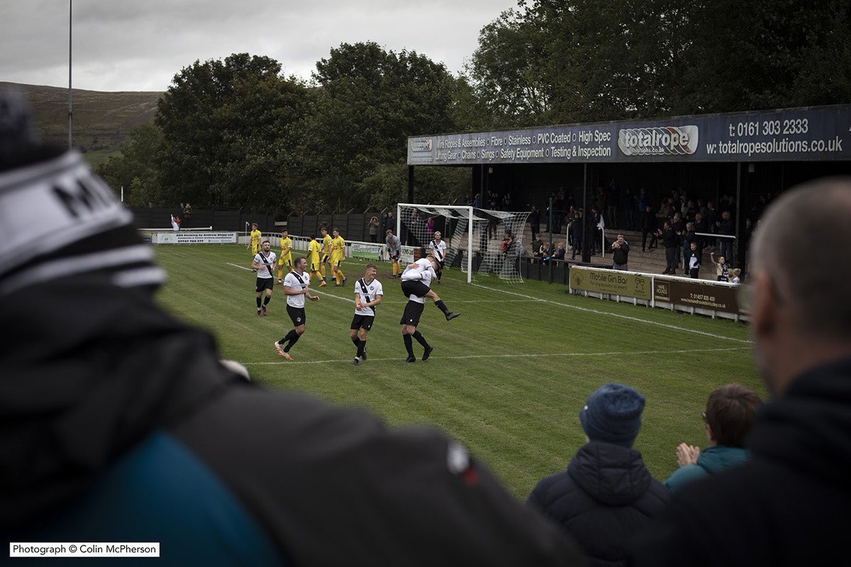 𝙀𝙛𝙪𝙣𝙣𝙪𝙜𝙖 𝙞𝙨 𝙖 𝙇𝙞𝙡𝙮𝙬𝙝𝙞𝙩𝙚!

After some excellent pre-season performances, we’re delighted to tell you that Remi Efunnuga is a Lilywhite!

Read all about our latest signing here
⬇️
mossleyafc.co.uk/efunnuga-is-a-…

⚪️⚫️