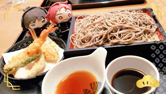 早食い競争はしないでね まめぎゆが天ぷらガン見している
