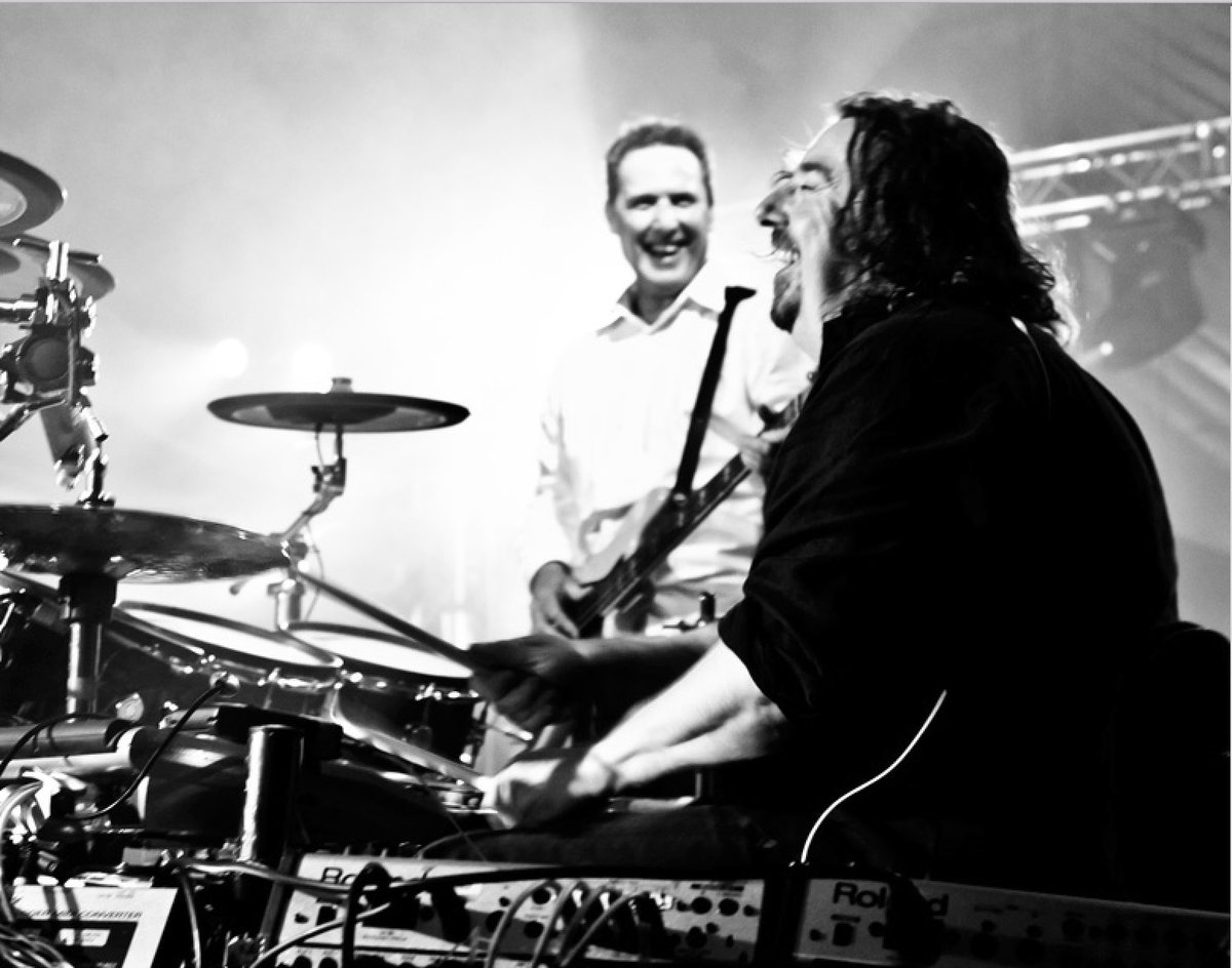 Wishing a very happy birthday to drumming legend @realMalHolmes!