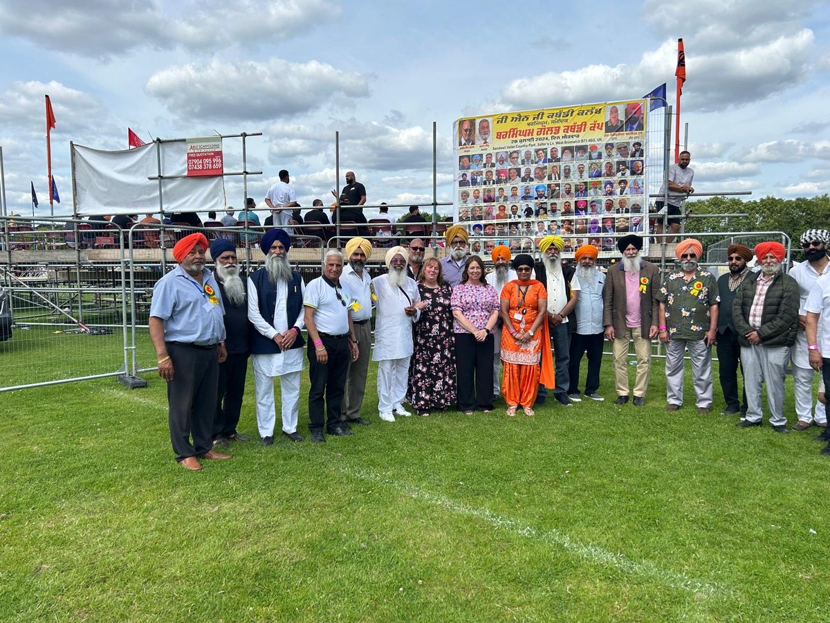 Kerrie Carmichael (@cllrkblackheath) on Twitter photo Sunny afternoon in Sandwell Valley and lucky to have been invited to the <a href="/GNGSmethwick/">Guru Nanak Gurdwara Smethwick</a> Kabbadi Sunny afternoon in Sandwell Valley and lucky to have been invited to the <a href="/GNGSmethwick/">Guru Nanak Gurdwara Smethwick</a> Kabbadi