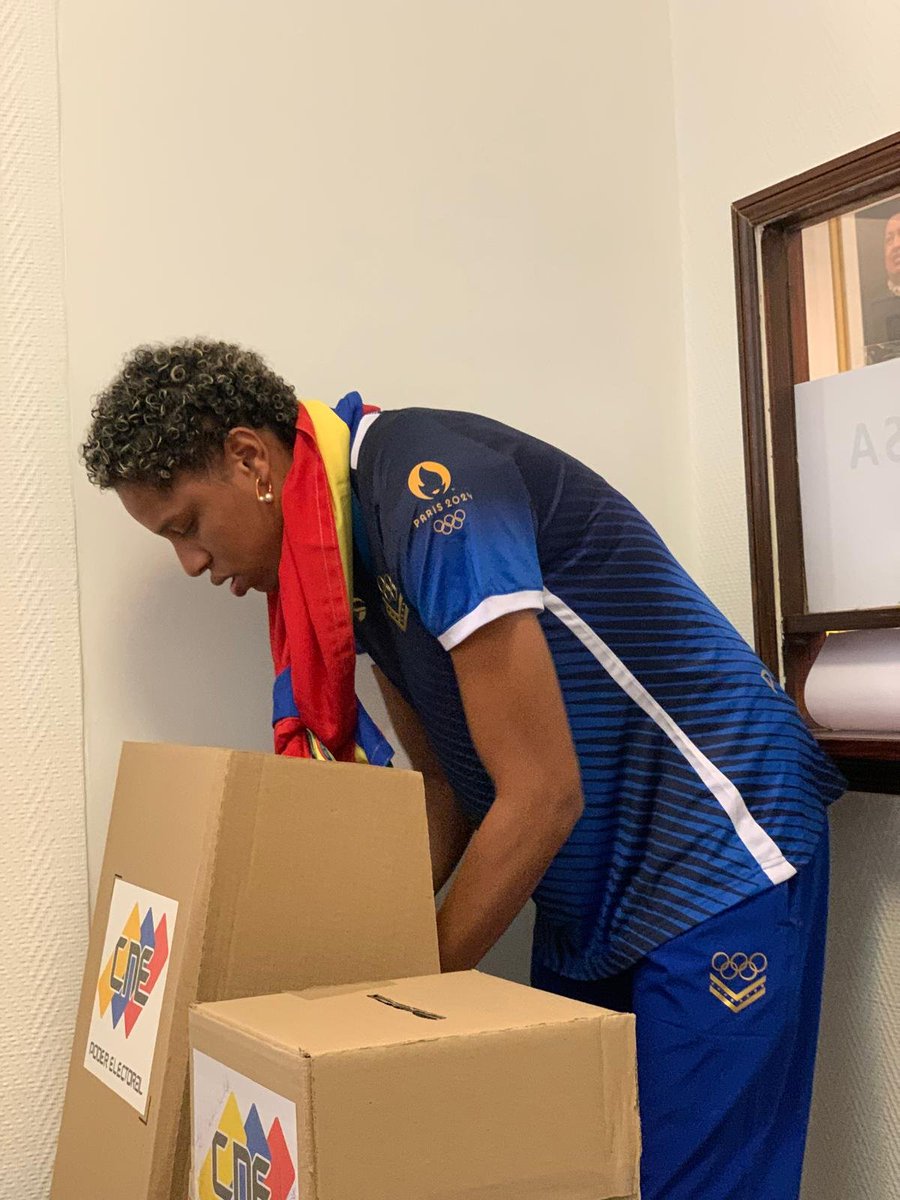 Diego tweet media