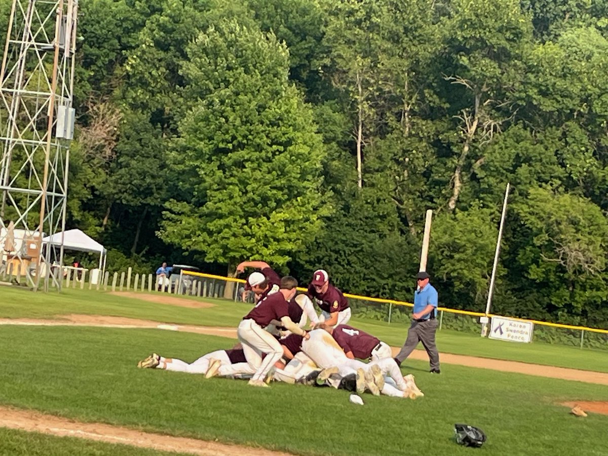 WE'RE GOING TO STATE!  

What a run for these guys, they went 7-0 this postseason to advance to their first-ever American Legion State Tournament!  ⚾️ #FosstonBaseball
