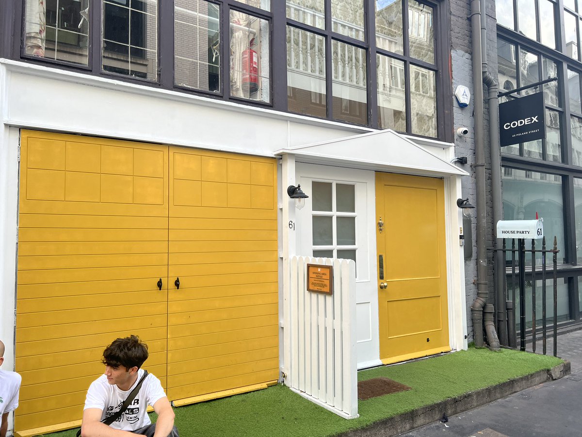 Jonathan Downey tweet media