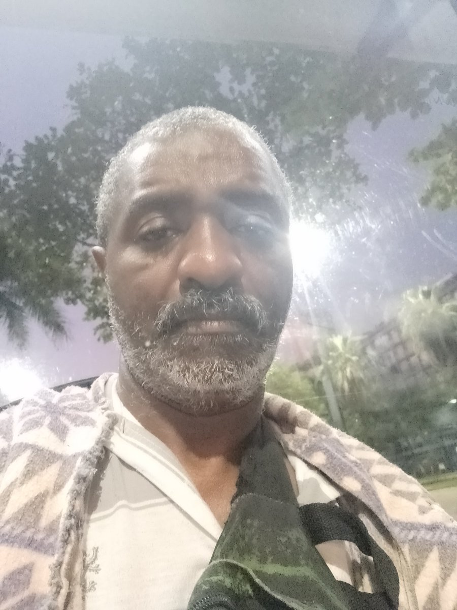 MUITO PRAZER AQUI ROGERIO NEGAO CARIOCA, SOLTEIRO, DA CIDADE DO RIO DE JANEIRO, BAIRRO DA PENHA CIRCULAR, SUBURBIO DA CIDADE DO RIO DE JANEIRO