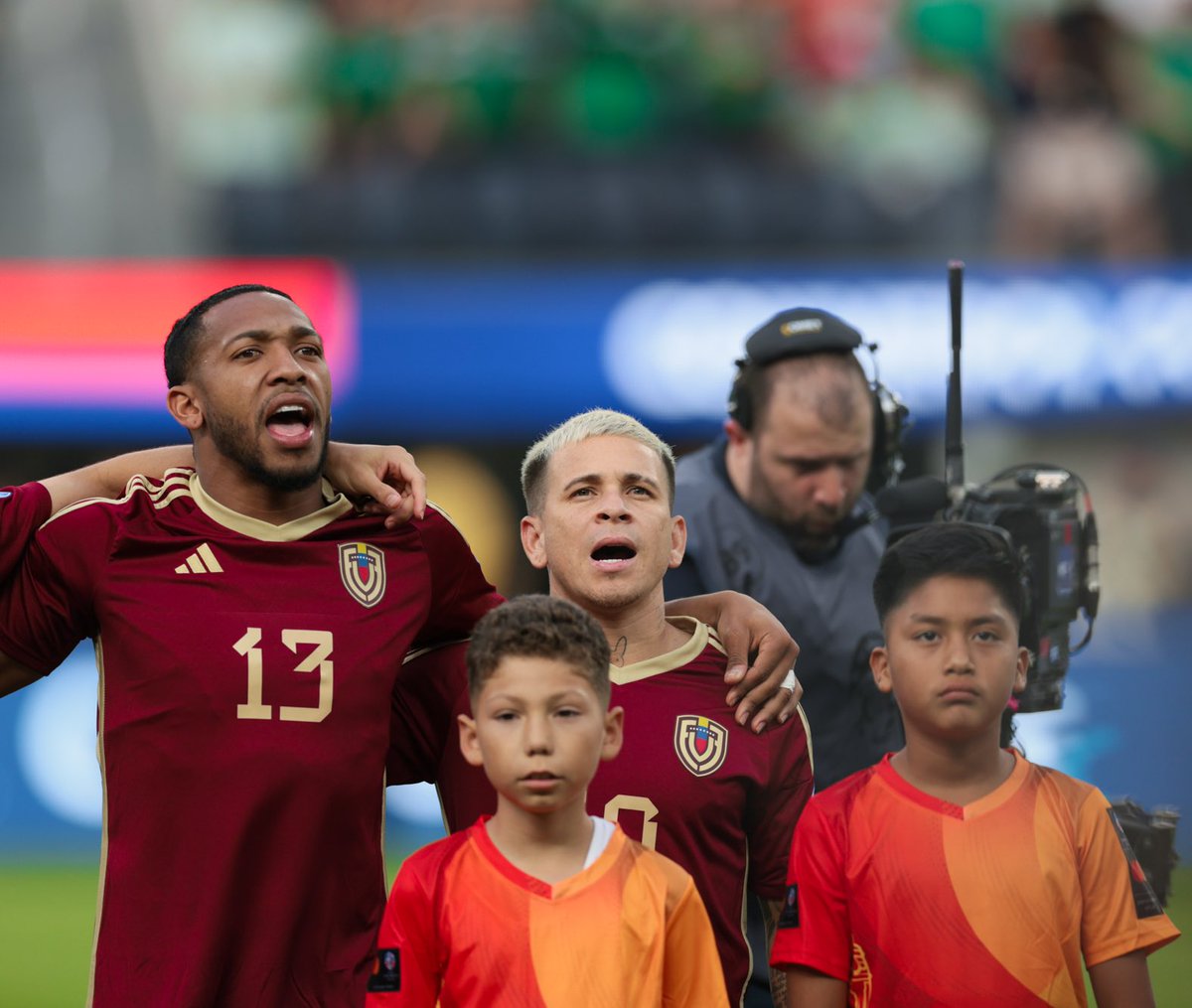 Estamos juntos 🙏🏽🇻🇪