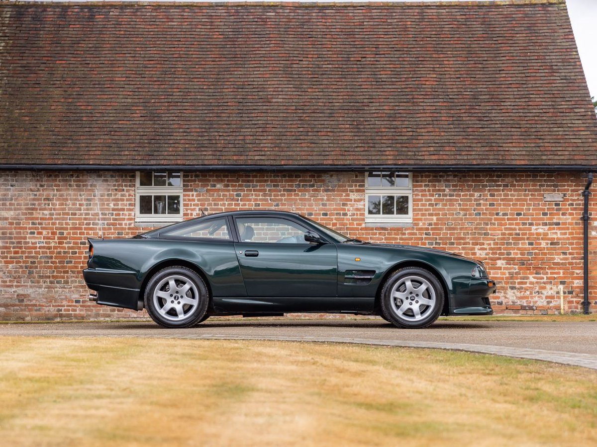 nicholas_mee's tweet photo. New stock alert:
1998 #AstonMartin V8 Vantage V600. Rare, LHD example!
Finished in Pentland Green over Tan hides.
Full Details inc photos & Video here: https://t.co/EXNq8nM9XF
#greenovertan #makegreengreatagain @makegreengreatagain @greenovertan https://t.co/Bw8h3iSt3C