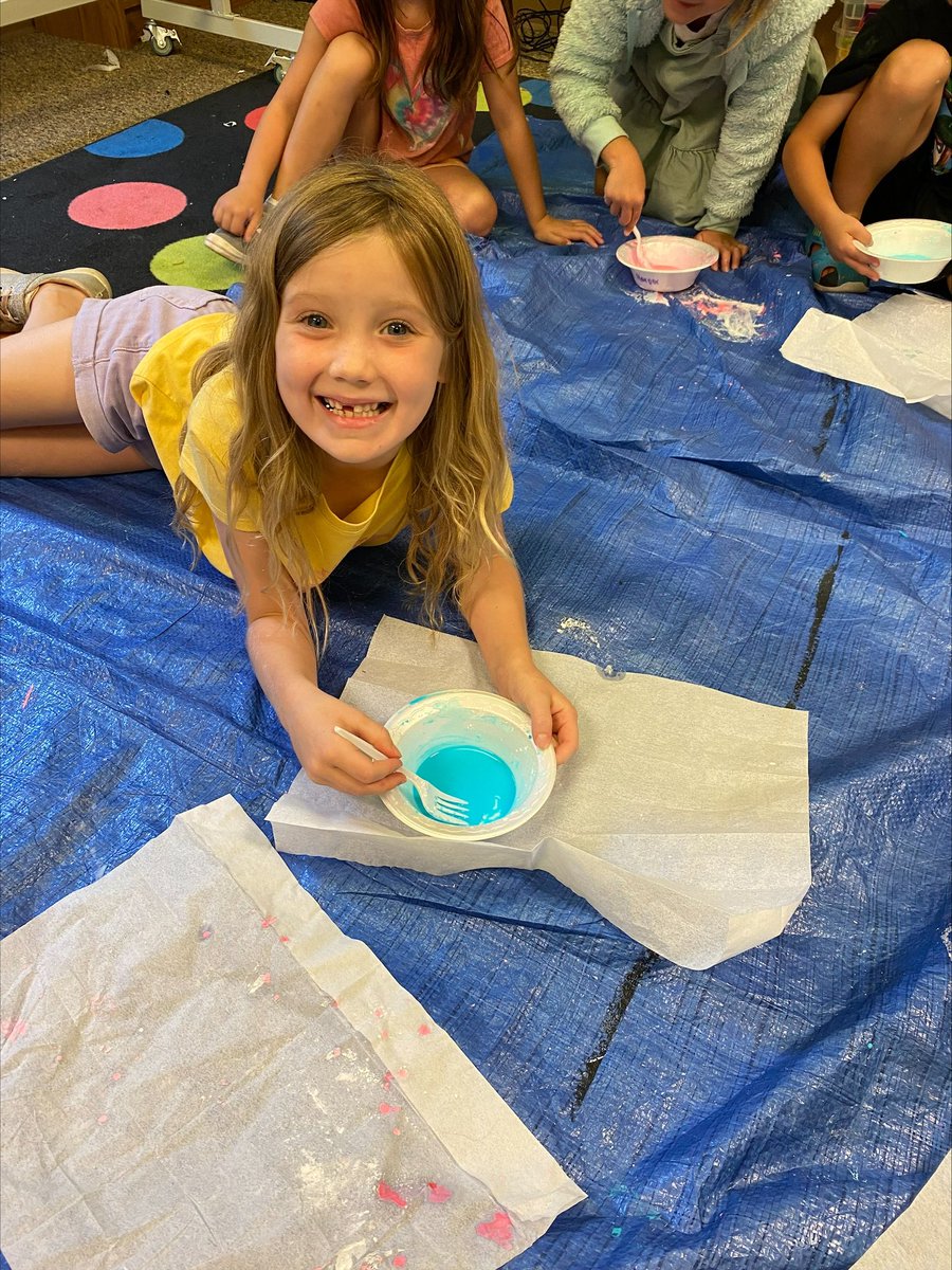 DumplinBGC's tweet image. Our Strawberry Plains Club members had a blast this summer diving into some wacky science experiments! 🧪🎨

The youth explored the excitement of science by making oobleck, puffy paint, and homemade playdough. #BGCDV #SummerScienceFun #CreativeLearning