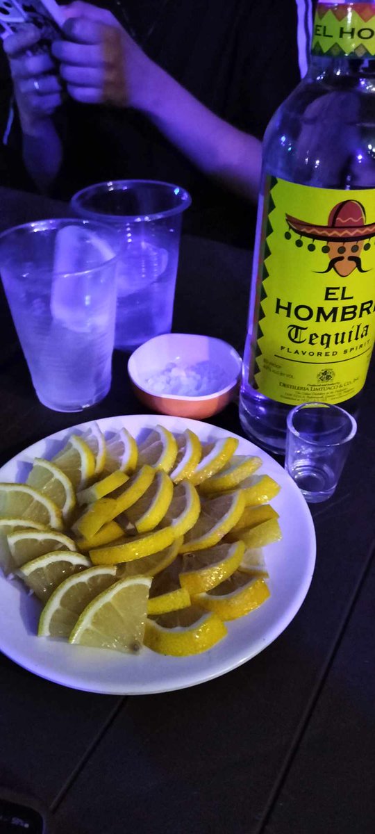 Bulakenyo03's tweet photo. Arat now tagay tapos pag lasing kana alam na haha 💦💦💦💦

📍 Drip bar and resto

#alterbustos #alterbaliwag #alterplaridel #alterpampanga #alterbagets https://t.co/2IJApMp93p