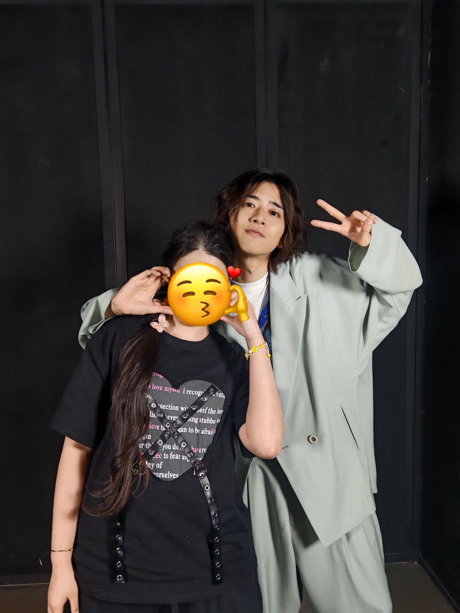 FLY_0826's tweet image. I&apos;m happy with my life. I can meet the people I want to meet.

瀨戶利樹 2024.06.01 in Shenzhen
飯島寬騎 2024.07.27 in Shenzhen
Groove Coverage 2024.07.20 in Shenzhen😘
#瀨戶利樹 #飯島寬騎 #GrooveCoverage