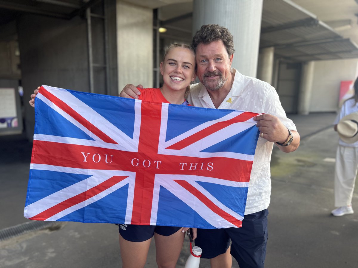 Michael Ball OBE💙 tweet media