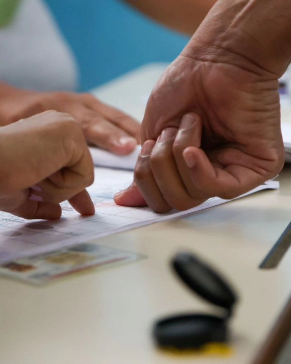 Nuestro Coordinador Nacional, Héctor Rodríguez, ya ejerció su derecho al voto, por la paz y el futuro de Venezuela. 🇻🇪

¡Vamos todas y todos a votar! ❤️ 

#VotaPorLaPaz2024