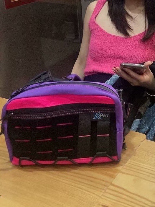 tacticalgeekjp's tweet image. TACTICAL GEEK Cache L3 💜 夏の風に染まった紫色の斜めカバン、ショッピングに最適！👜🌞 #TacticalGeek #CacheL3 #紫色 #夏 #ショッピング#EDCギア #EDC #アウトドアライフ #毎日携帯 #EDCポーチ #EDCバッグ #アーバンキャリー #EDCバッグ #EDCアメリカ #ナイフ #EDCナイフ #EDCナイフ